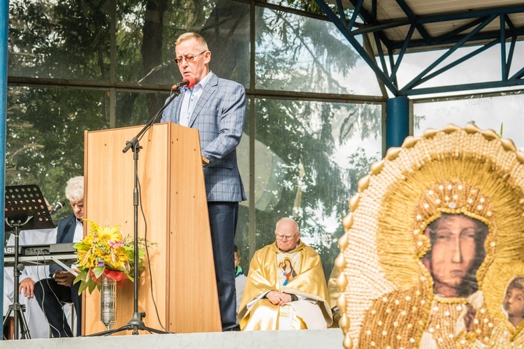 Msza św. i dożynki w Trąbkach Wielkich