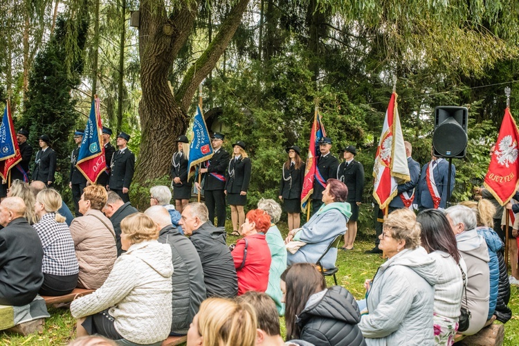 Msza św. i dożynki w Trąbkach Wielkich