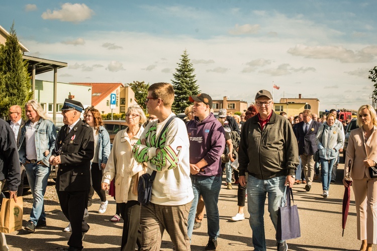 Msza św. i dożynki w Trąbkach Wielkich