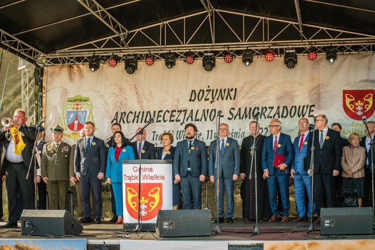 Msza św. i dożynki w Trąbkach Wielkich