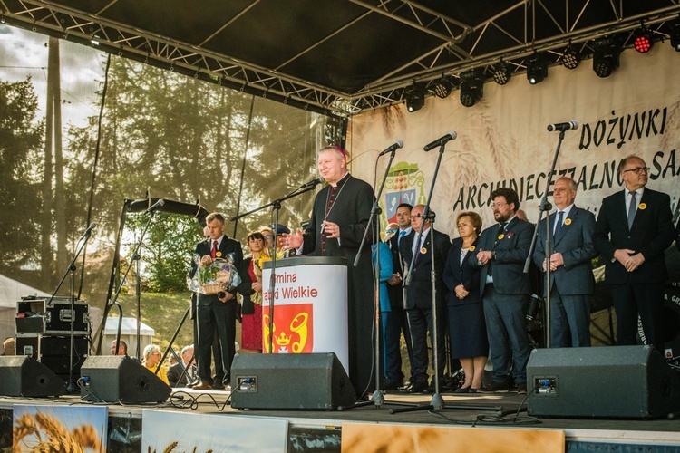 Msza św. i dożynki w Trąbkach Wielkich