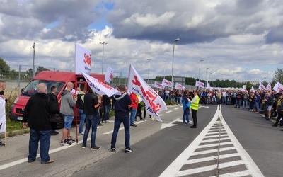 Gliwice. Protest pracowników zakładu Stellantis