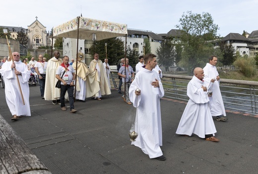 Pielgrzymka do Lourdes cz. 8