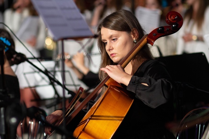 Koncert "Nieść chwałę Miłosiernego"