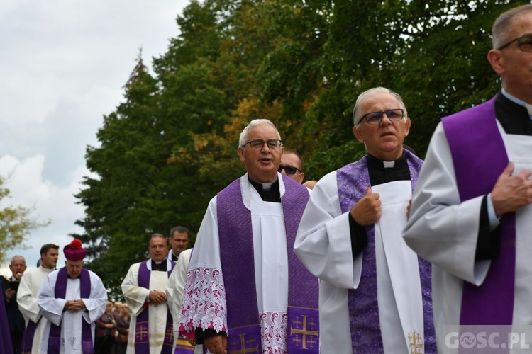 Ostatnie pożegnanie śp. ks. inf. Romana Harmacińskiego