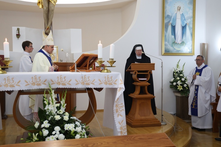 Poświęcenie kaplicy sióstr klarysek