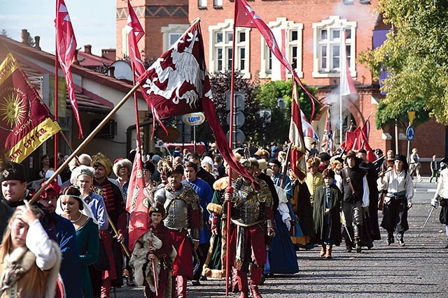 	Defilada przejdzie przez miasto 25 września o godz. 11.