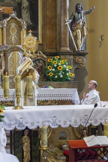 Odpust w kościele Narodzenia NMP w Kudowie-Zdroju Słonem