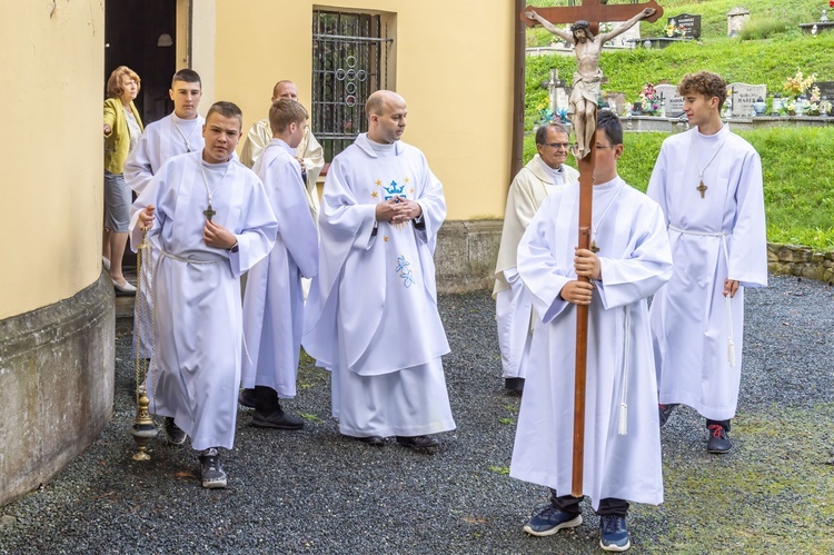 Odpust w kościele Narodzenia NMP w Kudowie-Zdroju Słonem