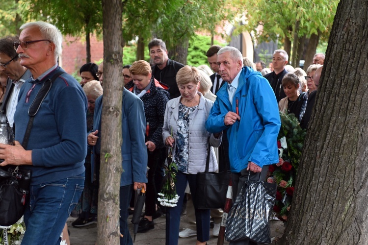 Świdnica. Pogrzeb Sławomira Kaptura