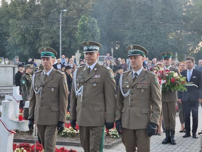 Rocznicowe uroczystości w Szydłowcu