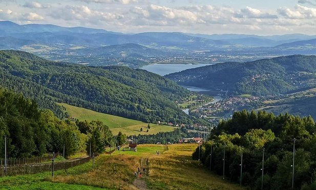 Już za tydzień święto ludzi aktywnych w górach: beskidzki festiwal Maraton Trzech Jezior