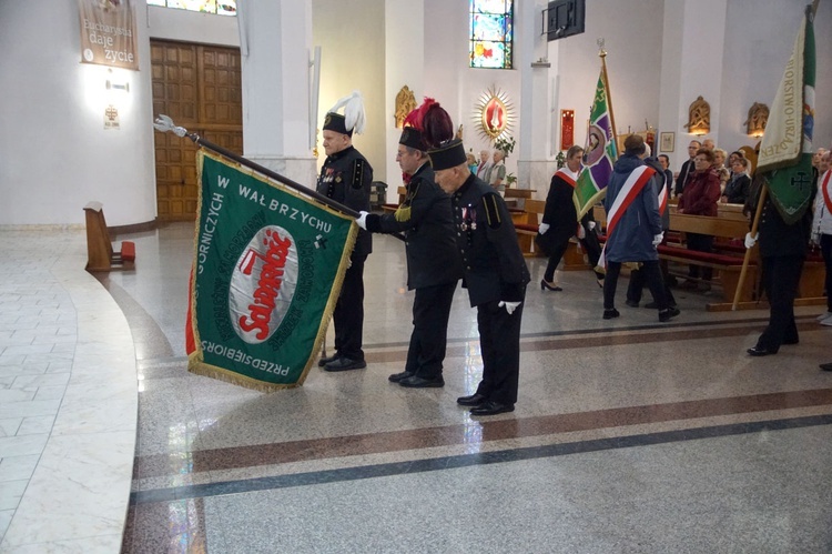 Wałbrzych. Odpust w Sanktuarium Relikwii Krzyża Świętego