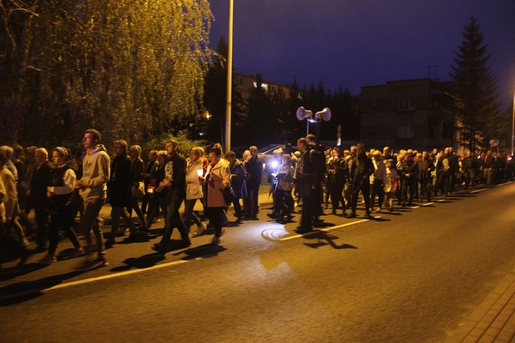 Tarnów. Droga Krzyżowa ulicami miasta