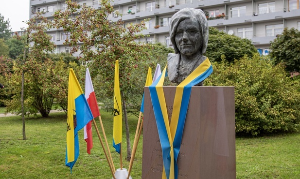 Katowice. Krystyna Bochenek upamiętniona w Galerii Artystycznej