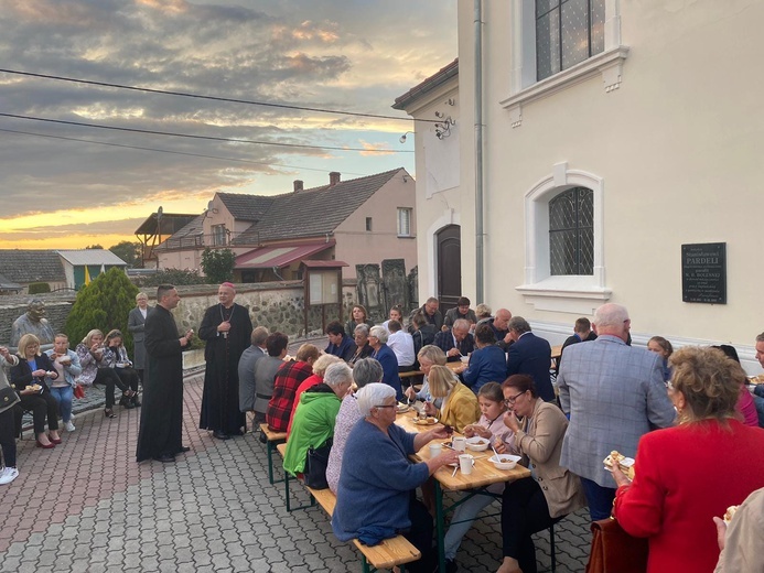 Odpust i bierzmowanie w Białołęce