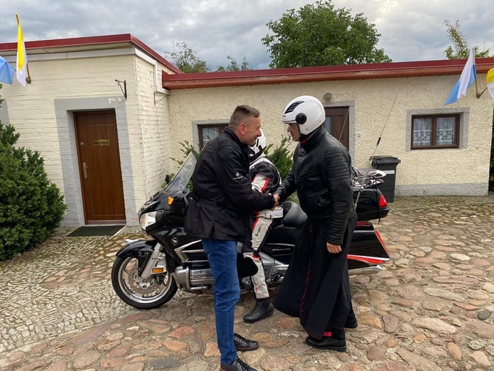 Odpust i bierzmowanie w Białołęce