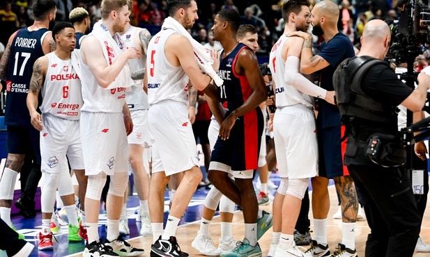 Polscy koszykarze przegrali w Berlinie z Francuzami w półfinale mistrzostw Europy