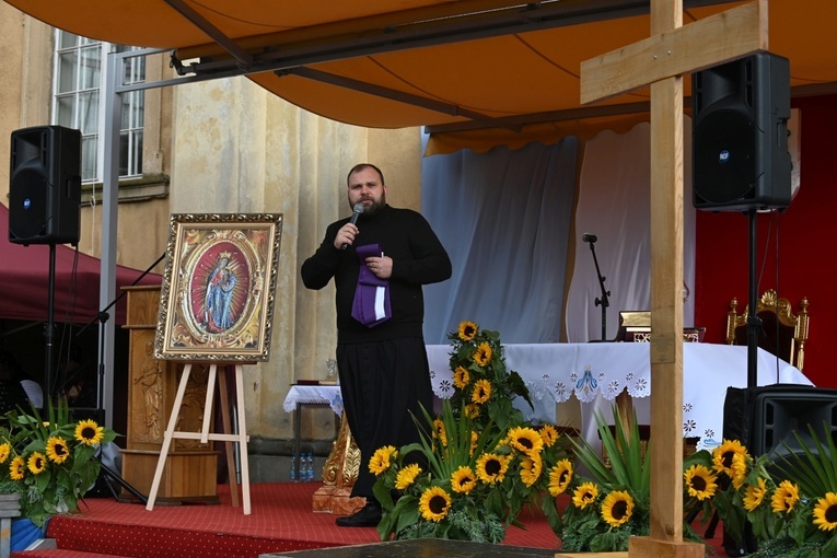 Light for Life 2022 [zdjęcia] - cz. I