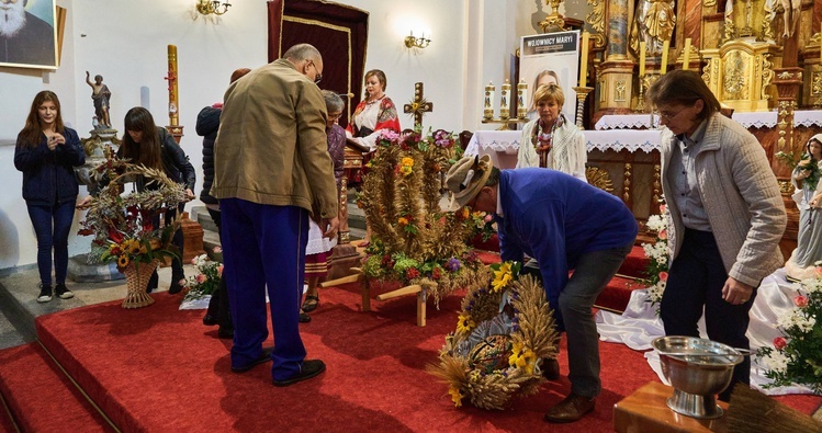 Dożynki w parafii św. Mikołaja w Świerkach