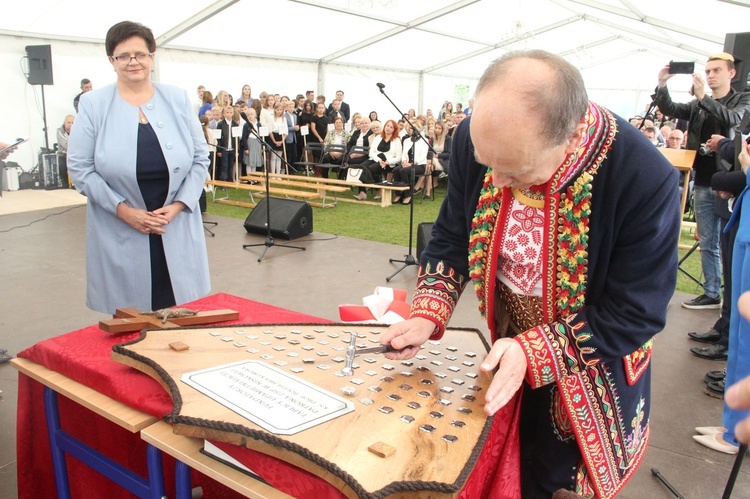 Ks. prof. Bolesław Kumor patronem szkoły w Niskowej