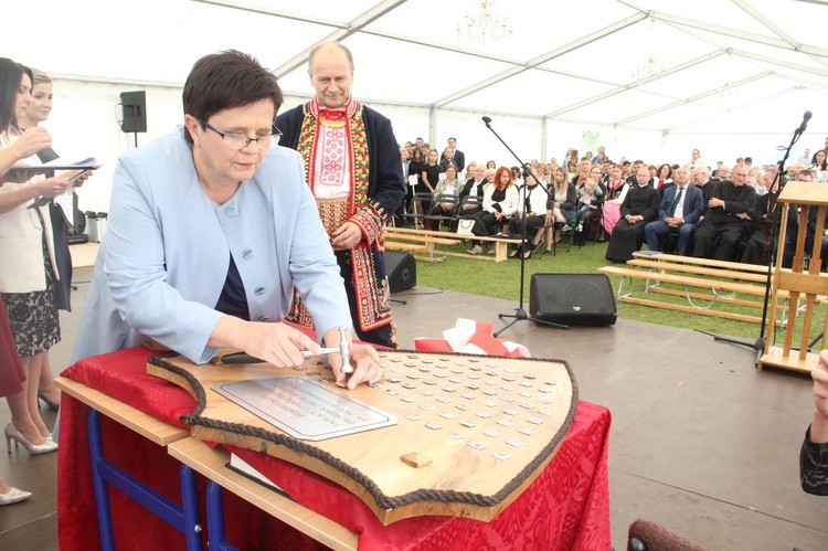 Ks. prof. Bolesław Kumor patronem szkoły w Niskowej