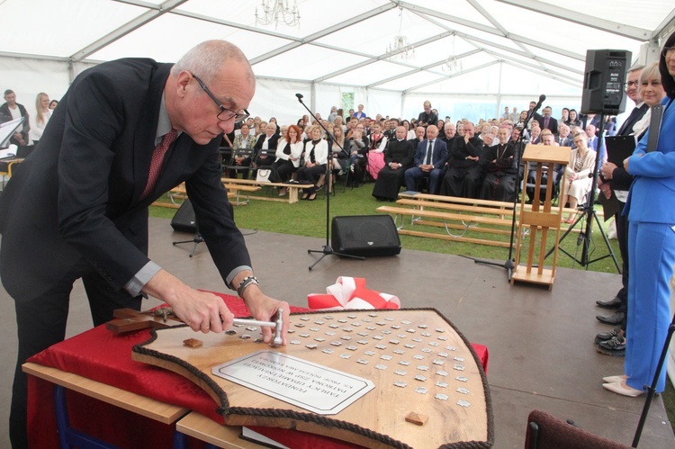 Ks. prof. Bolesław Kumor patronem szkoły w Niskowej