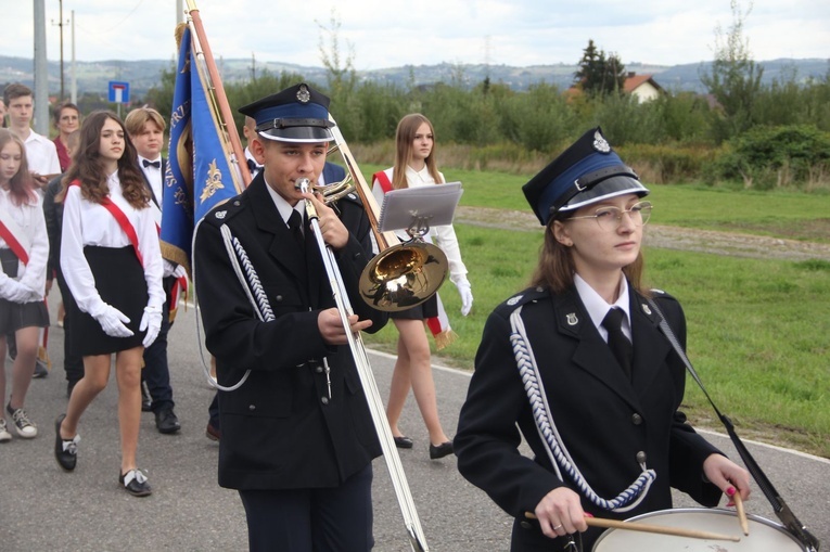 Ks. prof. Bolesław Kumor patronem szkoły w Niskowej