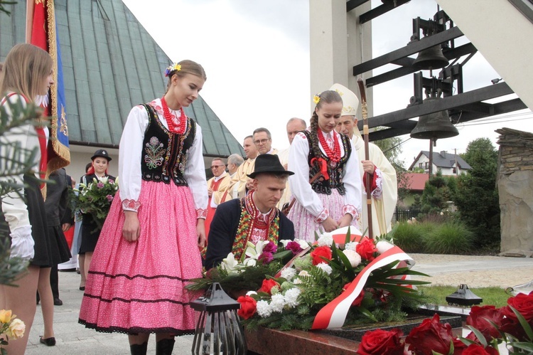 Ks. prof. Bolesław Kumor patronem szkoły w Niskowej