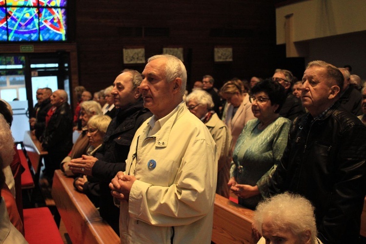 Abp Mieczysław Mokrzycki na jubileuszu parafii oblatów w Kędzierzynie-Koźlu