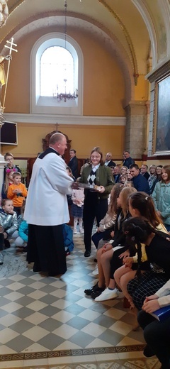 Parafialny konkurs o św. Stanisławie Kostce