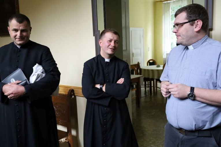 Biskup zaprosił duszpasterzy młodzieży na rekolekcje