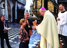 ▲	W archikatedrze oliwskiej odprawiono Mszę św. inaugurującą obrady.