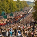 W Windsorze ostatnią drogę Elżbiety II obserwowało 100 tys. osób