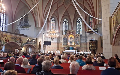 Na inaugurację roku formacyjnego przyjechali wierni  m.in. z diecezji warszawsko-praskiej, archidiecezji katowickiej czy częstochowskiej.