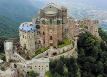 Sanktuarium św. Michała Archanioła na Monte Sant’Angelo.