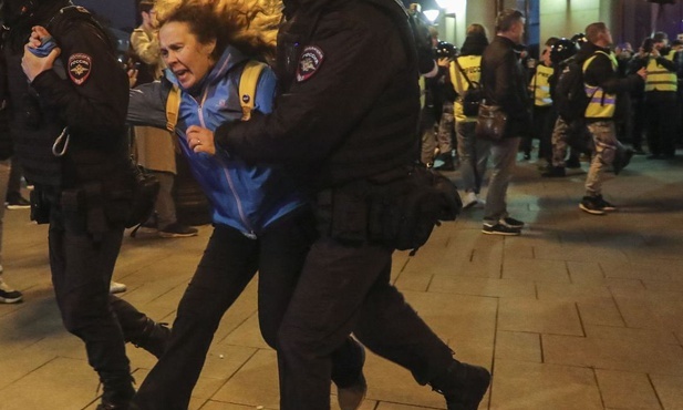 Rosja: Trwają protesty przeciwko mobilizacji na wojnę z Ukrainą