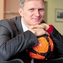 – Posługa przy ołtarzu  i pasja do piłki nożnej niejako przeprowadziły mnie  przez różne trudności  i zakręty życiowe – podkreśla Marek Wleciałowski