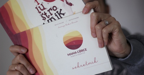 Lubin. Mama córce, kobieta kobietce