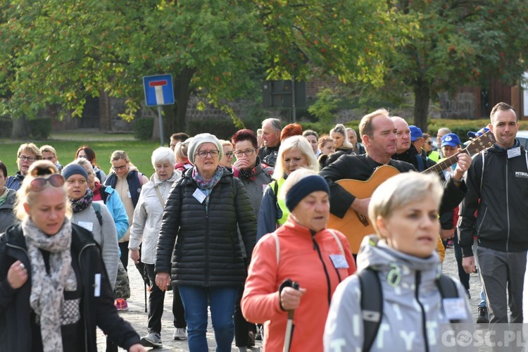 Pielgrzymka z Ośna do Górzycy już w drodze