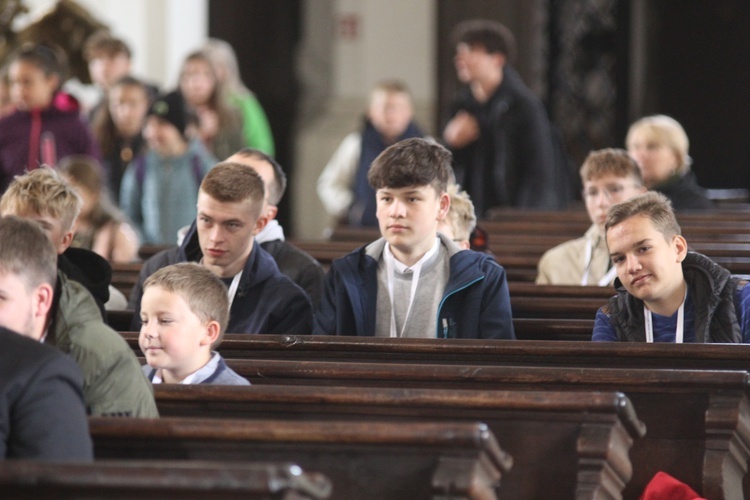 Służba liturgiczna u Matki Łaskawej