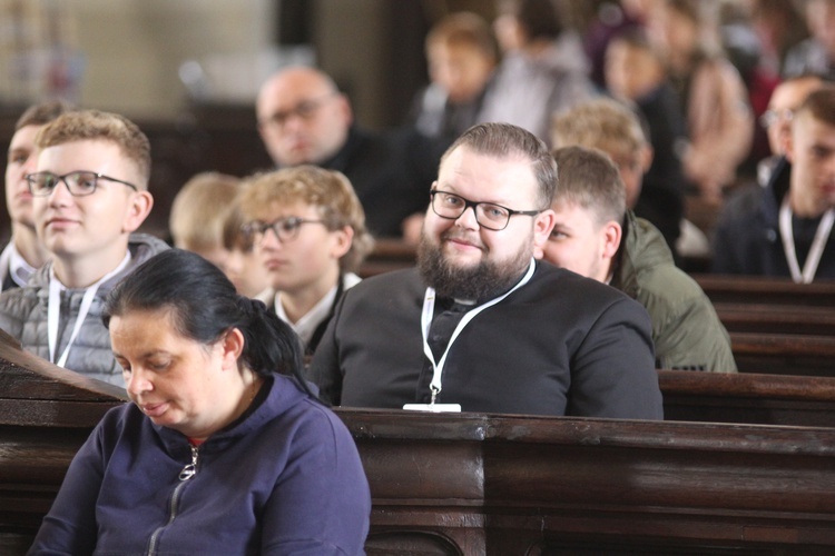 Służba liturgiczna u Matki Łaskawej