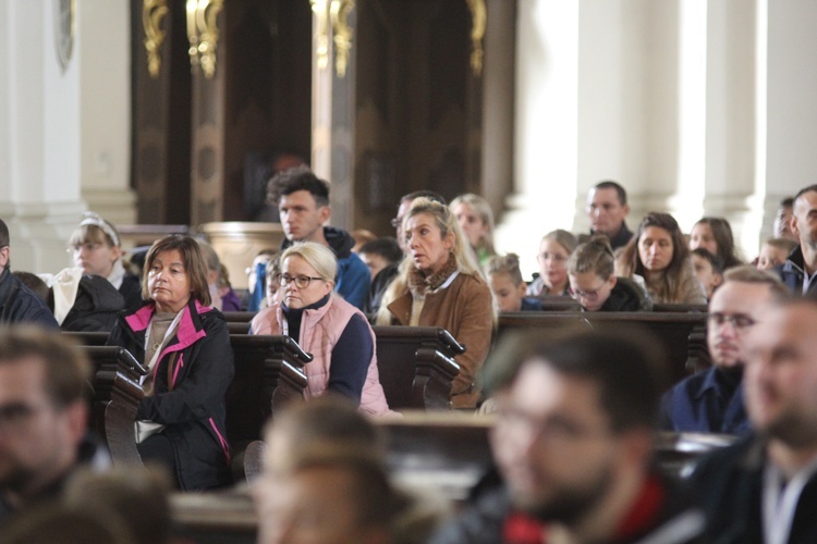 Służba liturgiczna u Matki Łaskawej