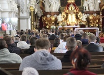 Służba liturgiczna u Matki Łaskawej