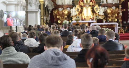 Służba liturgiczna u Matki Łaskawej