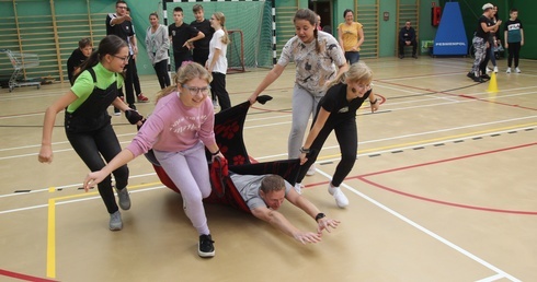 Lubin. Festyn w salezjańskiej podstawówce