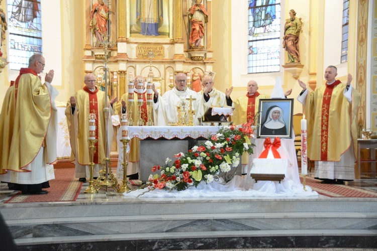 Fałkowice. Dziękczynienie za beatyfikację parafianki