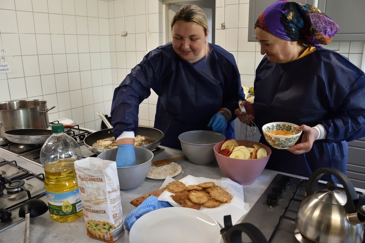 Wspólne warsztaty kulinarne uchodźców w Gdańsku