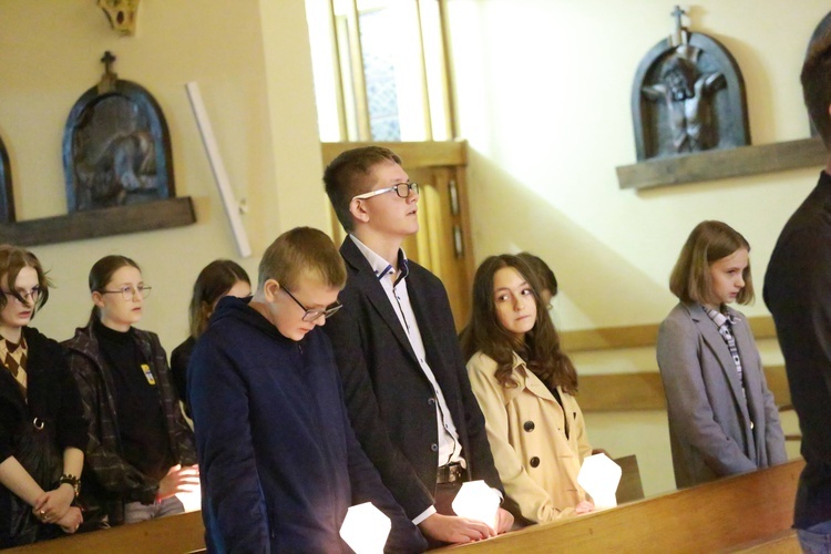 Światłość w ciemności - Dębica