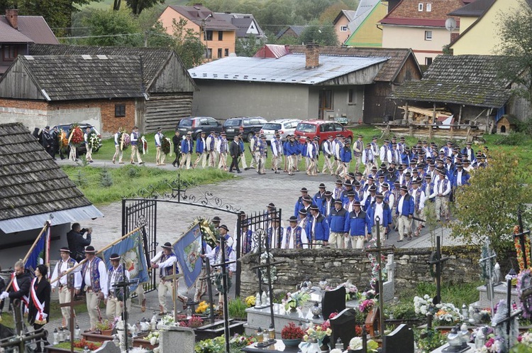 Sromowce Niżne. Ostatnie pożegnanie śp. ks. Czesława Jakóbczyka